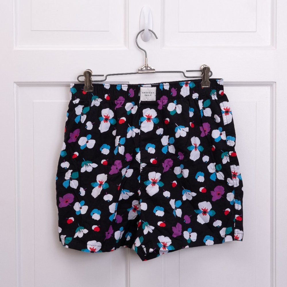 AEO Black and Purple Hawaiian Floral Woven Boxer Shorts